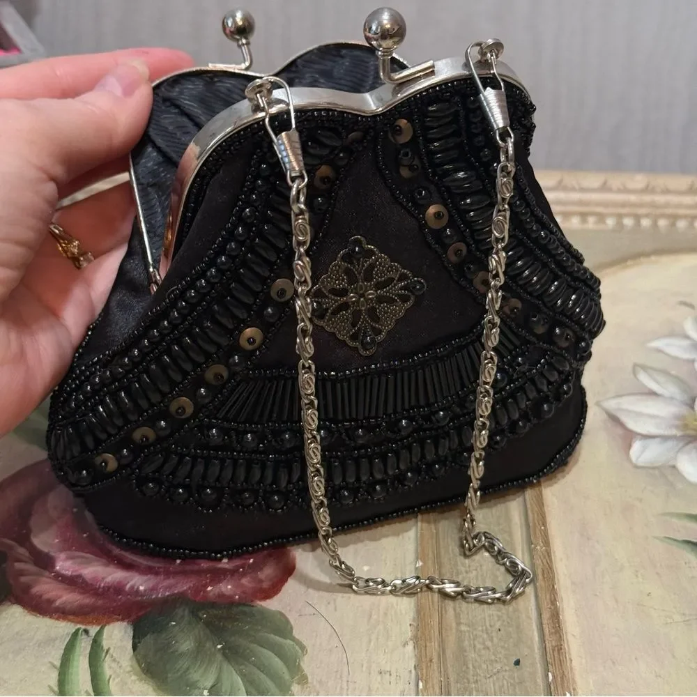 Heavily Beaded KISS Clasp Black Evening Bag Clutch Purse Wristlet Crossbody NWOT
